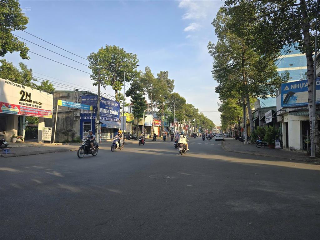 Mặt tiền lê hồng phong phú hòa 10x61m thổ cư 310m2 ngay cổng kdc phú hòa 1 đang cho thuê 30tr/th