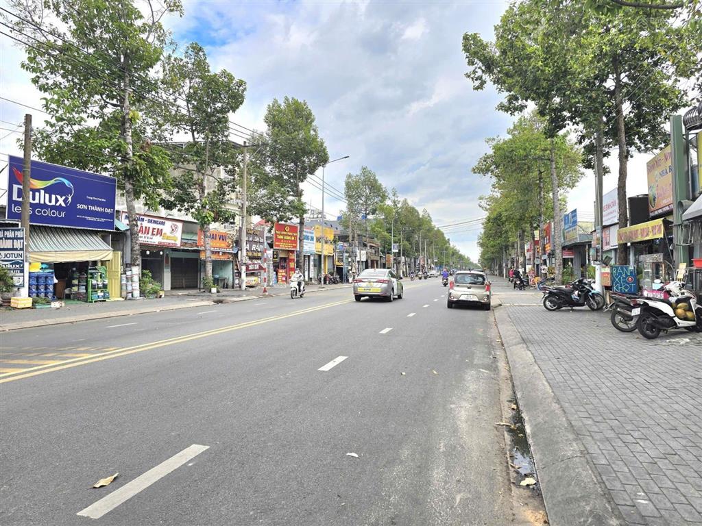 Mặt tiền lê hồng phong phú hòa 10x61m thổ cư 310m2 ngay cổng kdc phú hòa 1 đang cho thuê 30tr/th
