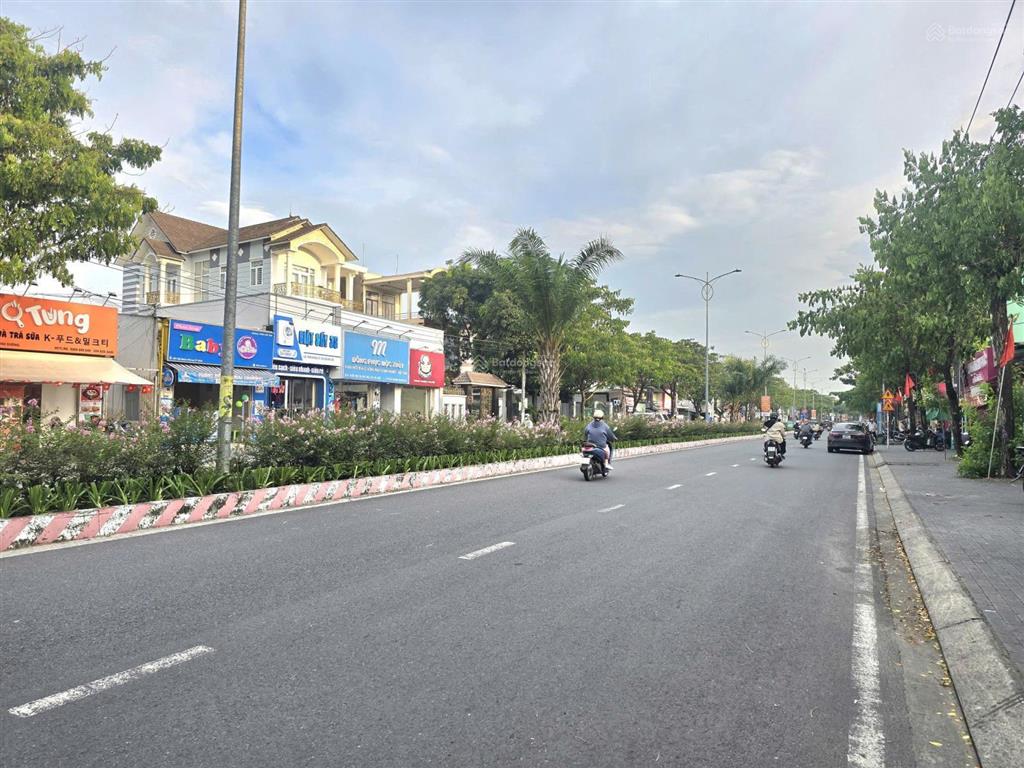 Hàng hiếm góc mặt tiền trần văn ơn, phú hòa. 8,5x20m thổ cư 100% vị trí kinh doanh sung giá tốt
