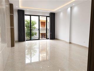 Cho thuê văn phòng tầng 12, vạn phúc, 90 m2, 2 phòng, đường rộng thoáng để ô tô xe máy thoải mái