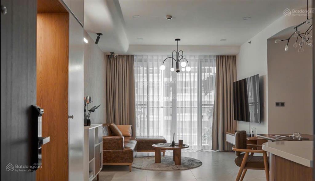 Bán gấp midtown m7  phú mỹ hưng 3 phòng ngủ nhà nội thất đẹp, ban công đông nam. em nga 0909 423 ***