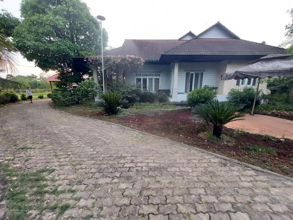 Ko người trông coi cần bán 2.2ha đất tổ 3 ấp 7 xã nam cát tiên, đngiá 12,5 tỷcó tn 300tr/năm