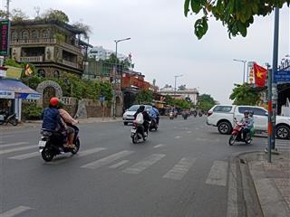 Cho thuê nhà mặt tiền tô hiệu, 260 triệu, 2200m2, 6pn, 6wc, có vận thăng, giá tốt, nhiều tiện ích