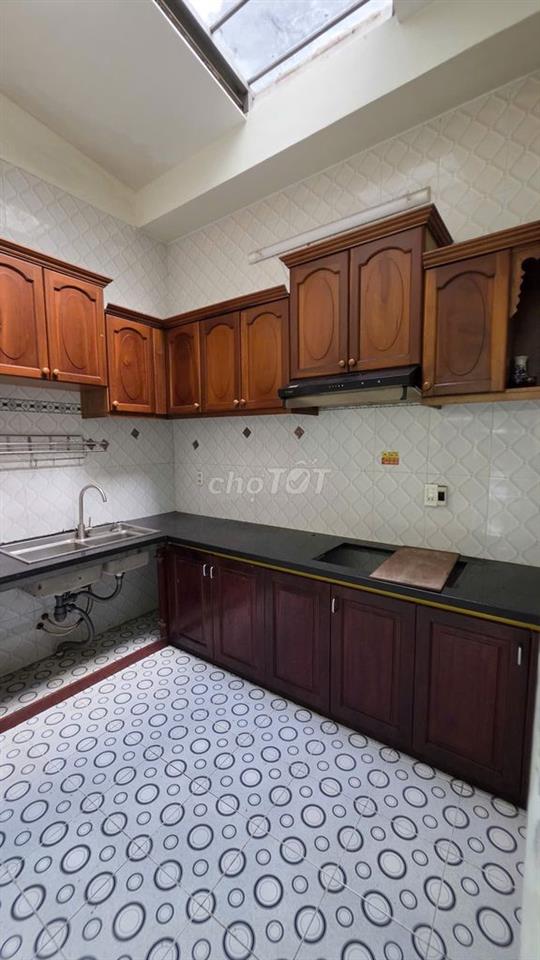Nhà 2 lầu DT 5x15, trục chính KDC Thành Sơn, gần chợ Đại Hải Hóc Môn