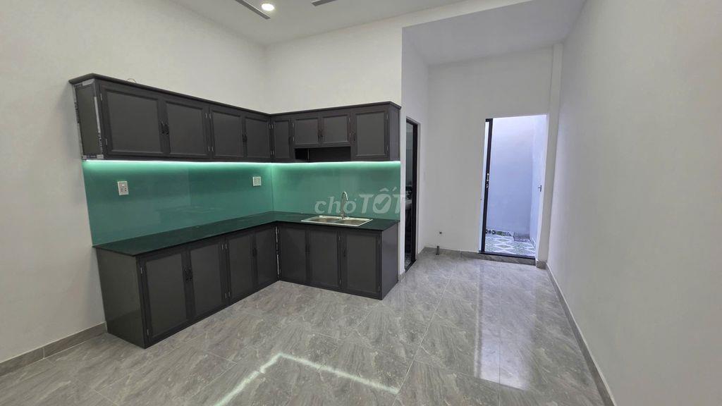 Nhà mới DT 4x32, full thổ cư, mặt tiền Trần Văn Mười, gần chợ Đại Hải