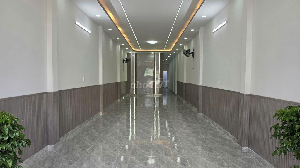 Nhà mới DT 4x32, full thổ cư, mặt tiền Trần Văn Mười, gần chợ Đại Hải