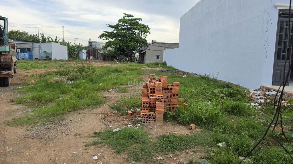 Đất full thổ cư 12.2x42 (500m2) đường Kênh Tiêu Bà Điểm nhựa 8m