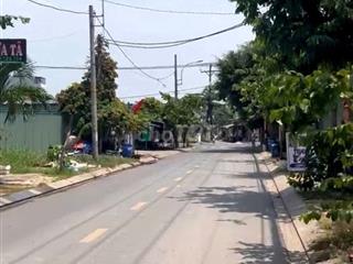 Bán gấp nhà xưởng 10x35, gần chợ Thới Tứ, đường xe tải lớn 12m thông