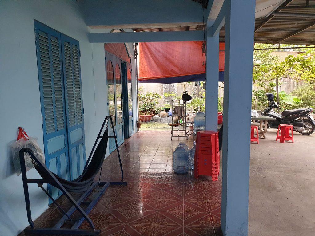 HOT- Bán gấp nhà kho DT 400m2 1/Trần Văn Mười,gần chợ Đại Hải H-Môn