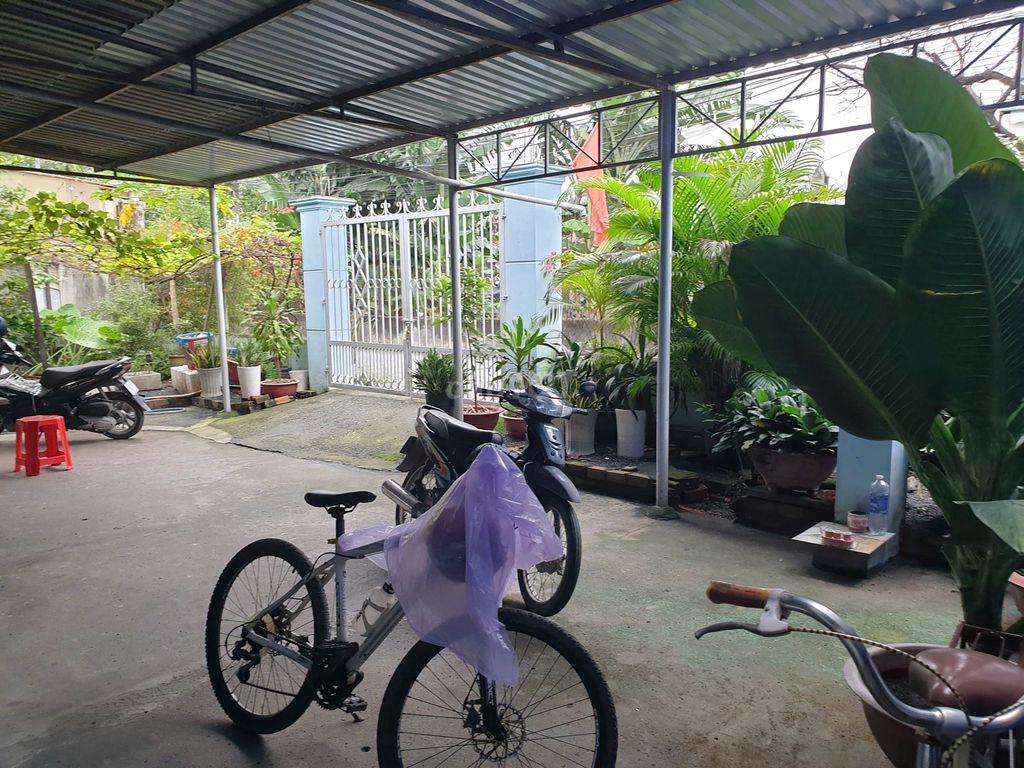 HOT- Bán gấp nhà kho DT 400m2 1/Trần Văn Mười,gần chợ Đại Hải H-Môn