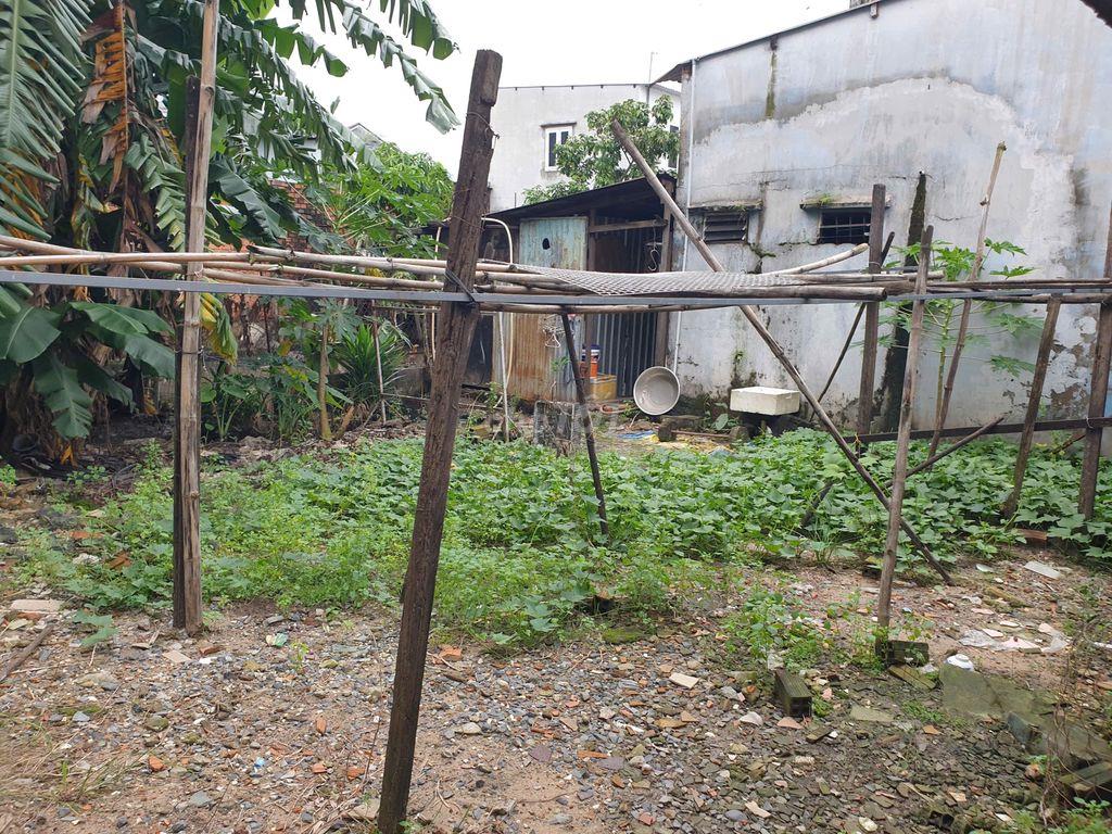 HOT- Bán gấp nhà kho DT 400m2 1/Trần Văn Mười,gần chợ Đại Hải H-Môn