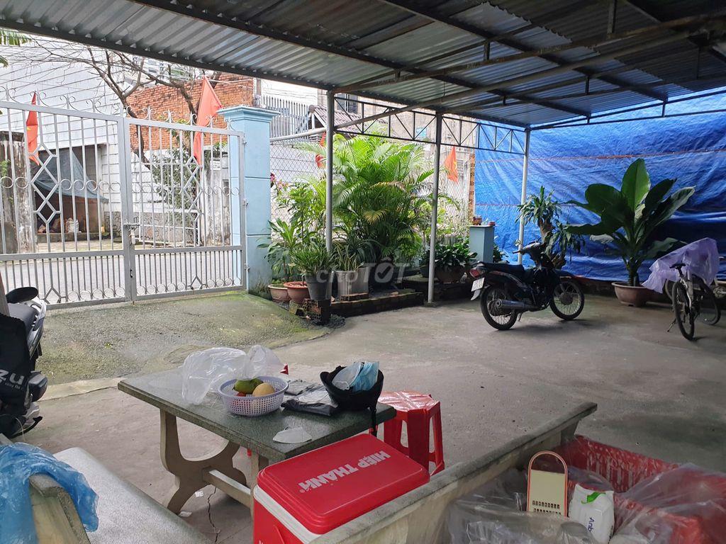 HOT- Bán gấp nhà kho DT 400m2 1/Trần Văn Mười,gần chợ Đại Hải H-Môn