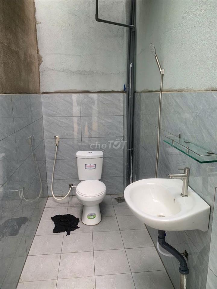Xưởng cho thuê 10x25, đường Nguyễn Thị Ly gần ngã 3 Giồng Hóc Môn