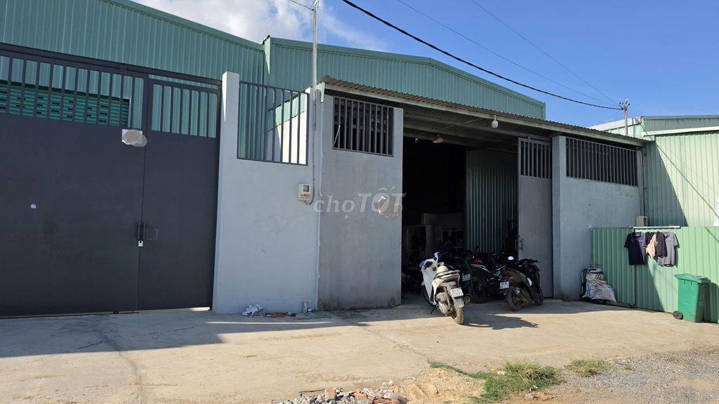 Xưởng cho thuê 10x25, đường Nguyễn Thị Ly gần ngã 3 Giồng Hóc Môn