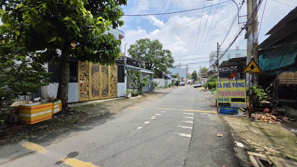 Đất thổ cư DT 5x23, mặt tiền nhựa XTT27, gần công viên sinh thái H-Môn