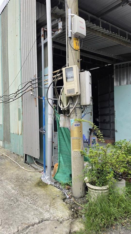 Cho thuê kho DT 400m2, đường xe tải, gần chợ Xuân Thới Sơn, Hóc Môn