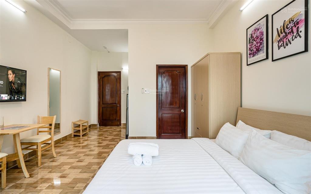 Cho thuê studio ban công 35m2ngay ngã sáu phù đổngq1