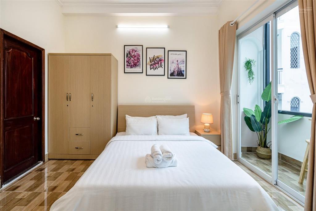 Cho thuê studio ban công 35m2ngay ngã sáu phù đổngq1