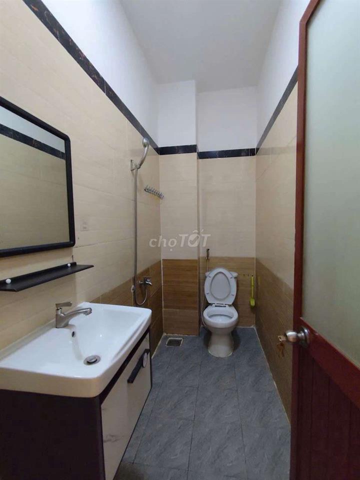 ✅NHÀ MỚI ĐẸP 1TRỆT 2LẦU SÂN THƯỢNG  FULL NỘI THẤT Y HÌNH 