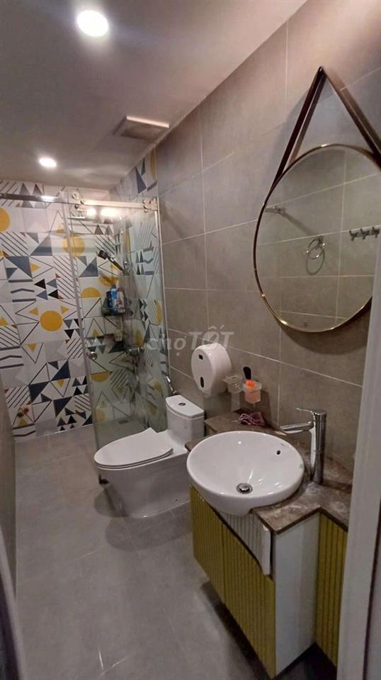 ✅NHÀ MỚI ĐẸP GIÁ TỐT 1TRỆT 2 LẦU 3PN 3WC HẺM XE HƠI 
