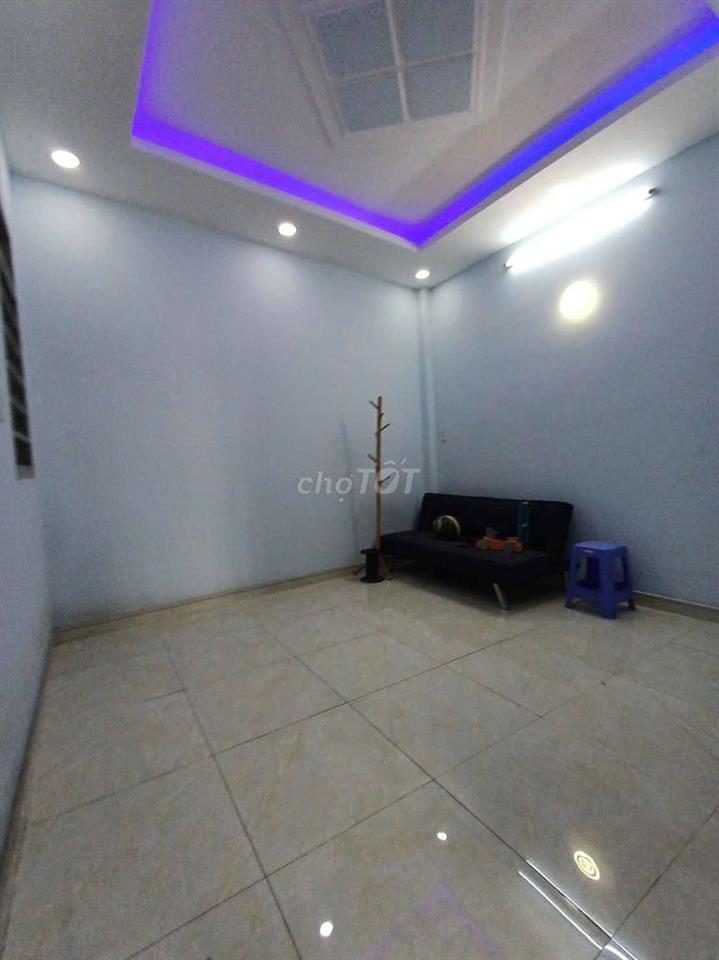 ✅NHÀ MỚI ĐẸP GIÁ RẺ 1TRÊT 3 LẦU SÂN PHƠI CÓ GIẾNG TRỜI 