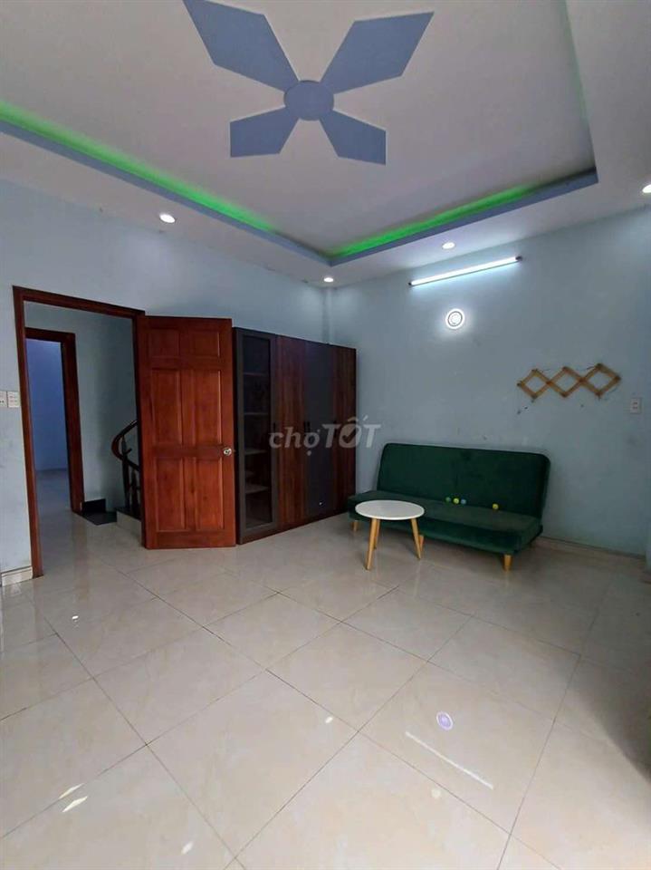 ✅NHÀ MỚI ĐẸP GIÁ RẺ 1TRÊT 3 LẦU SÂN PHƠI CÓ GIẾNG TRỜI 