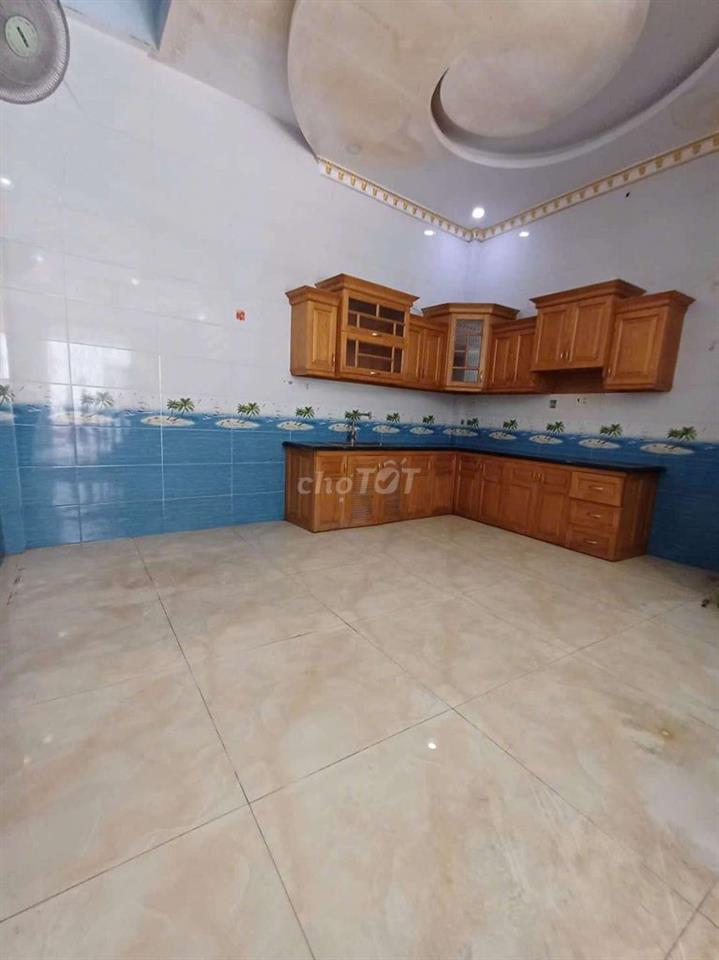 ✅NHÀ MỚI ĐẸP GIÁ RẺ 1TRÊT 3 LẦU SÂN PHƠI CÓ GIẾNG TRỜI 
