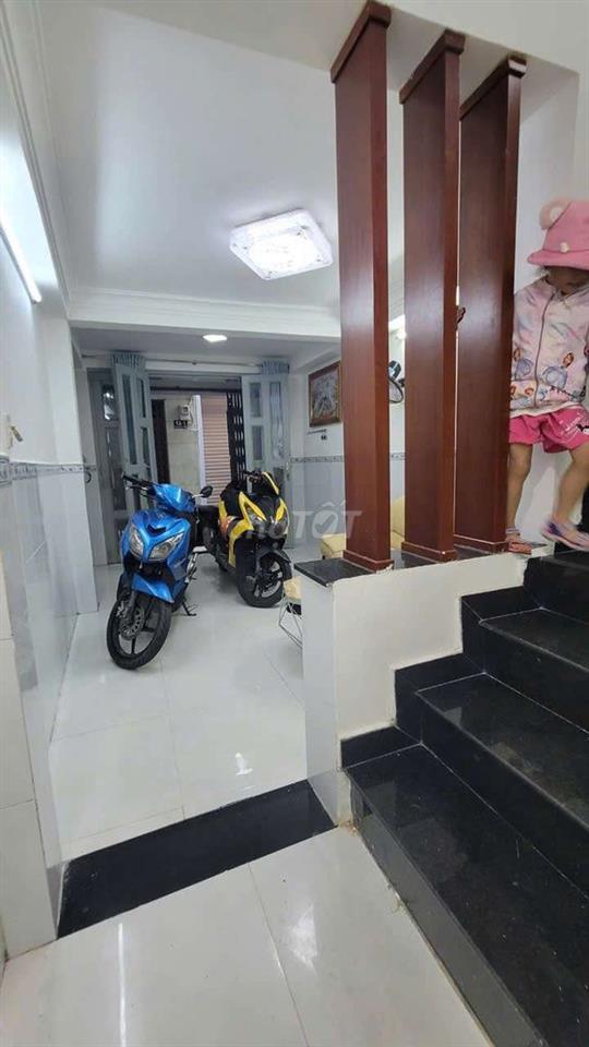 ✅NHÀ 1TRỆT LẦU 2PN 2WC GẦN BẾN XE MIỀN TÂY MỚI ĐẸP 