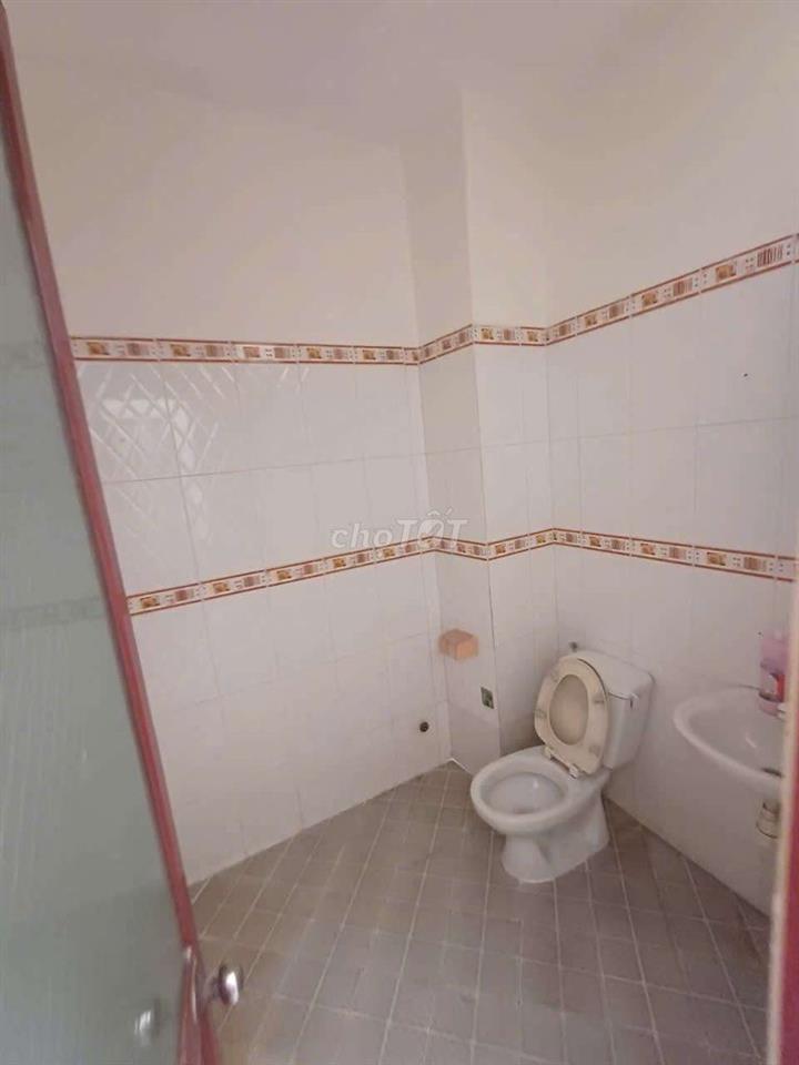 🚨 14 TRIỆU – NHÀ MỚI ĐẸP MÃ LÒ – 4PN 5WC – SÂN Ô TÔ 🚨