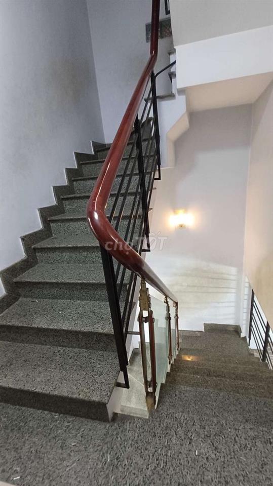 ✅NHÀ 1TRỆT2 LẦU SÂN THƯỢNG 4PN 3WC HẺM XE HƠI