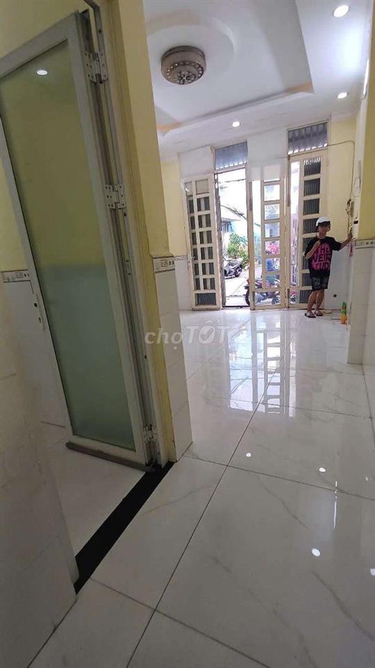 ✅CHO THUÊ NHÀ CẤP 4 1PN 1WC HẺM XE HƠI HƯƠNG LỘ 2 