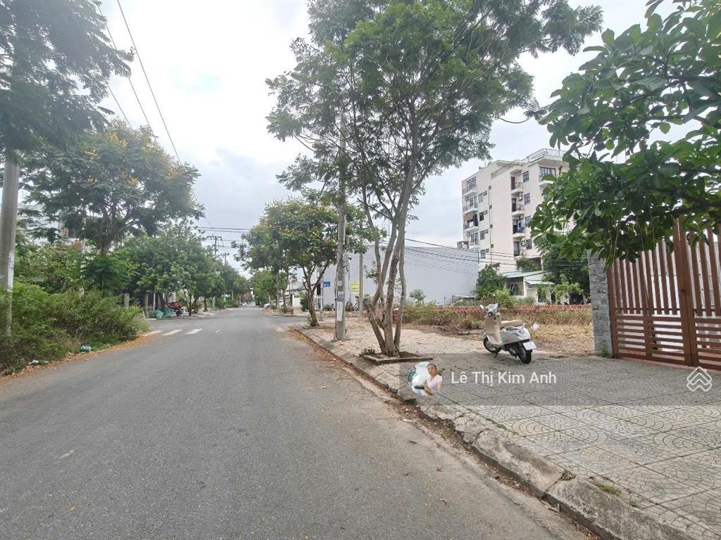 Bán đất nhanh cặp đất đường nguyễn cơ thạch