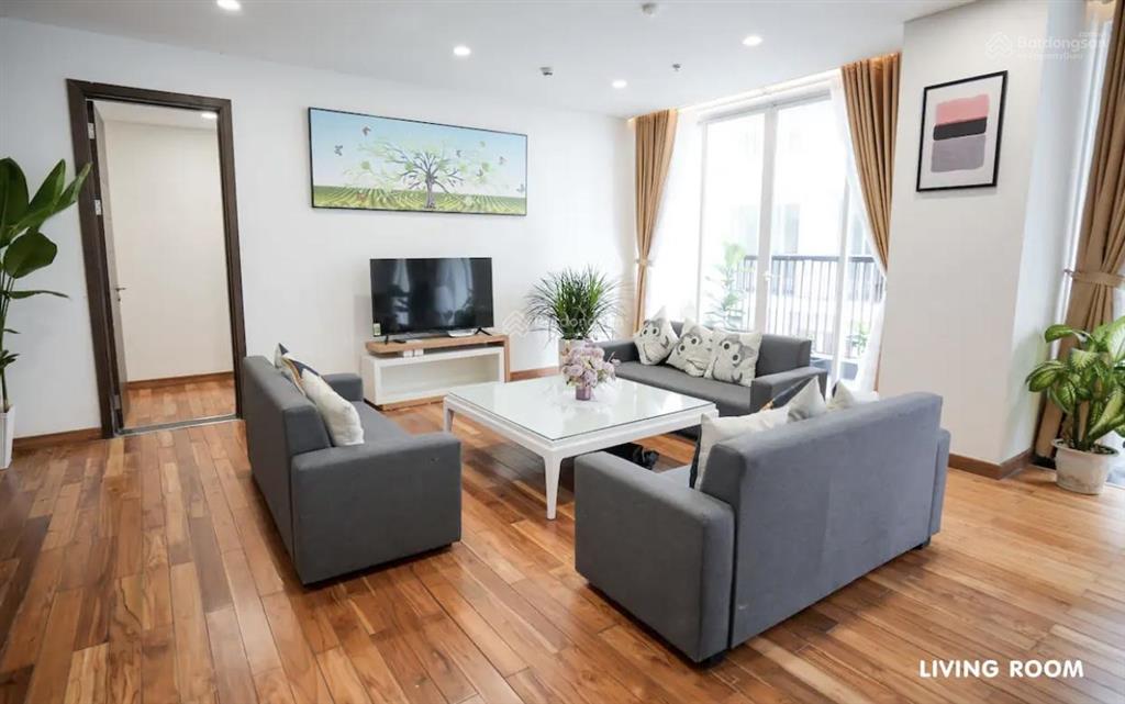 Penthouse 5 bed tầng cao tại f.home cho thuê