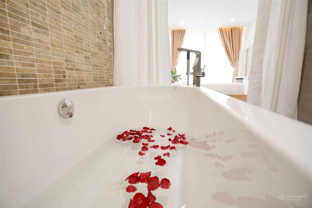 Penthouse 5 bed tầng cao tại f.home cho thuê