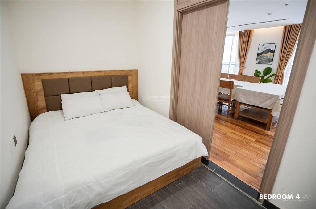 Penthouse 5 bed tầng cao tại f.home cho thuê