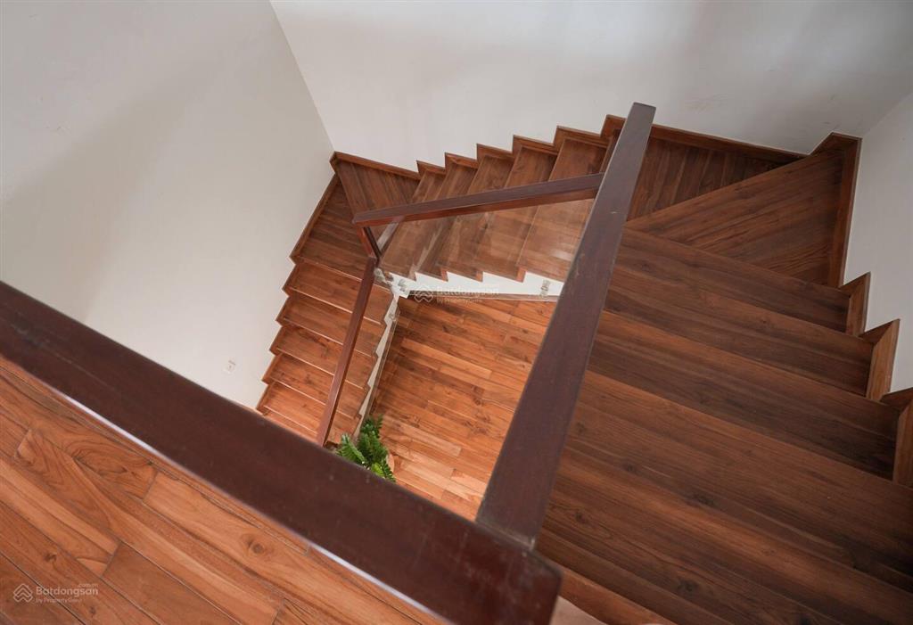 Penthouse 5 bed tầng cao tại f.home cho thuê