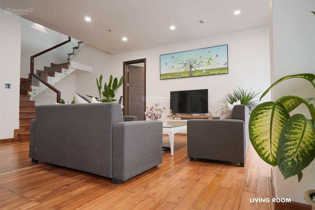 Penthouse 5 bed tầng cao tại f.home cho thuê