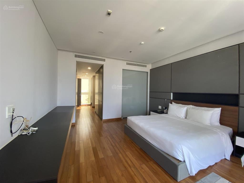 Penthouse 5 bed tầng cao tại f.home cho thuê