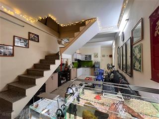 Giá đầu tư, 40m2, tặng nhà 2 tầng, 2 pn, giá hơn 6 tỷ. mua ở hay lướt đều ổn, cam kết không qh