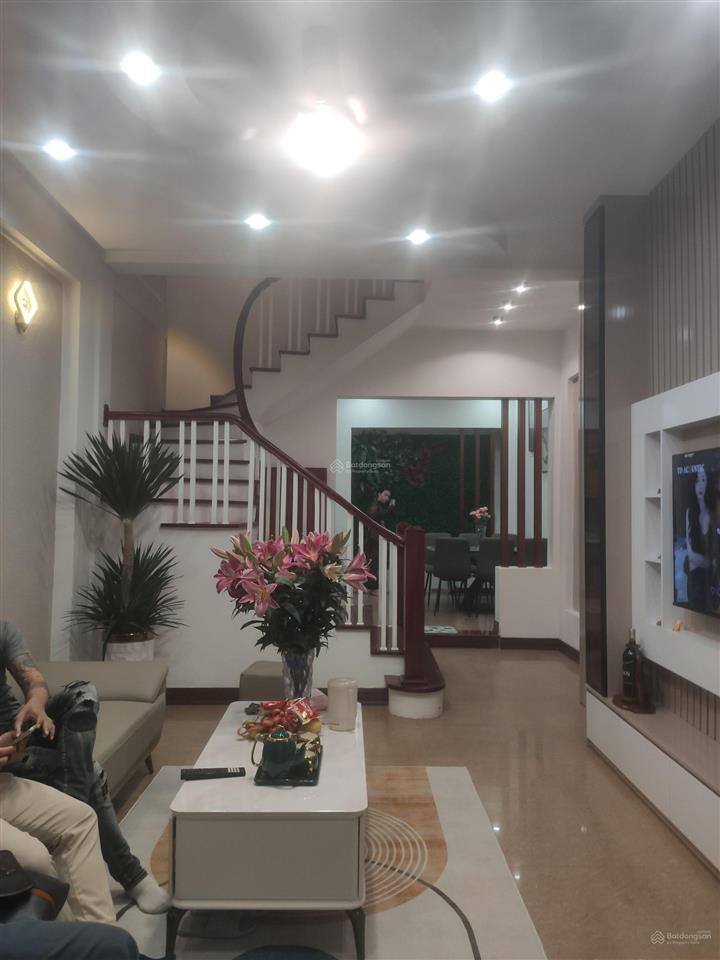 Nhà dân xây 43m2, cổ nhuế, gần ô tô, mt 4,2m, chỉ 7,3 tỷ