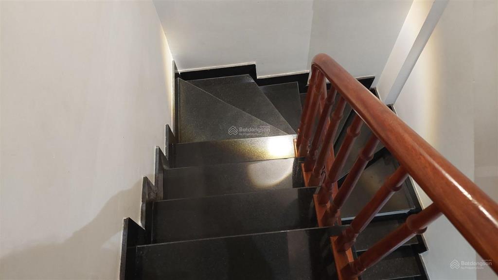 Giãm hơn 1 tỷ để bán, xuân đỉnh 39m x5 tầng, gần ô tô, chỉ 8,5 tỷ