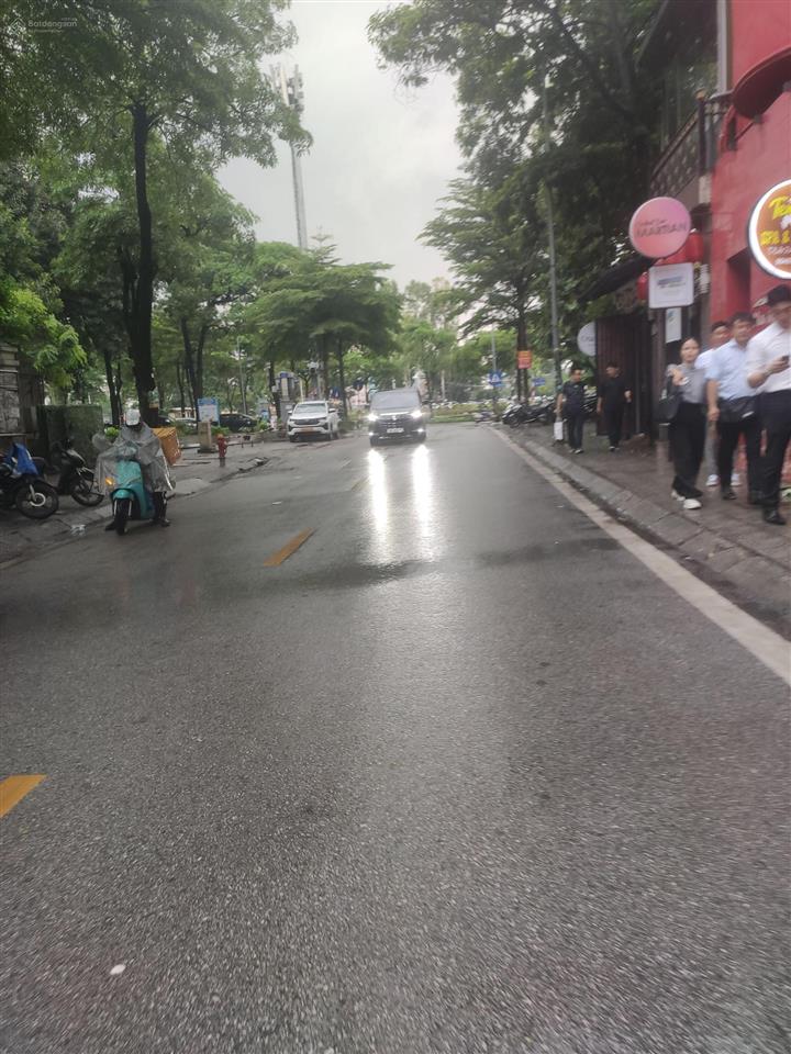Đất vàng ba đình 129m xmt 11m, kinh doanh, ô tô tránh