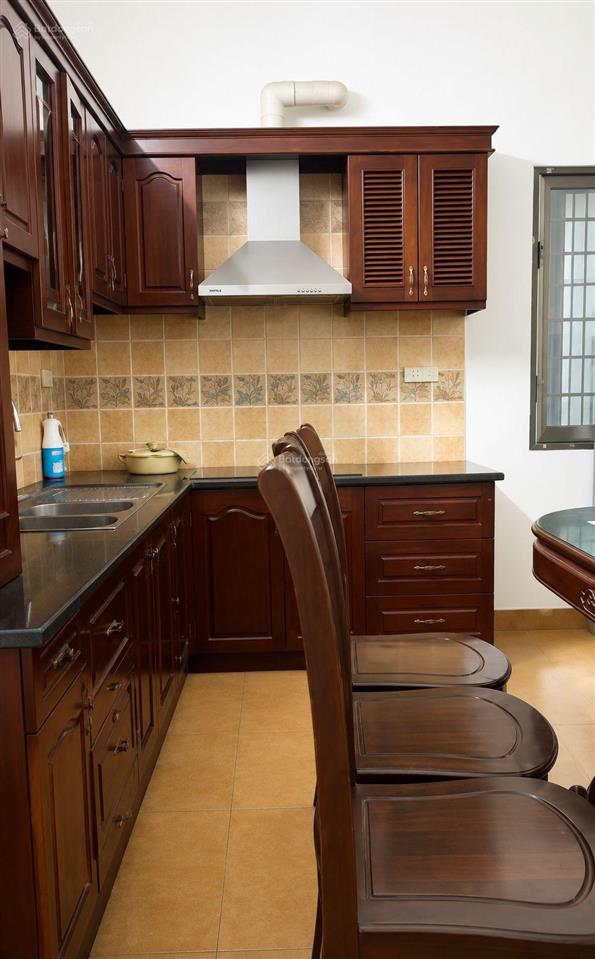 Cho thuê nhà 30m x 3 tầng, ngọc hà, gần phố, chỉ 8 triệu/tháng