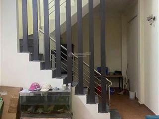 Cho thuê giá rẻ 40m2 x 3 tầng, phố trần cung