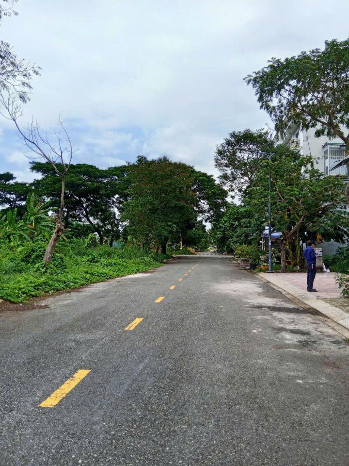 Bán đất Đường Số 10, Phong Phú, Bình Chánh – 100m², đường 10m – Giá 7,5 tỷ