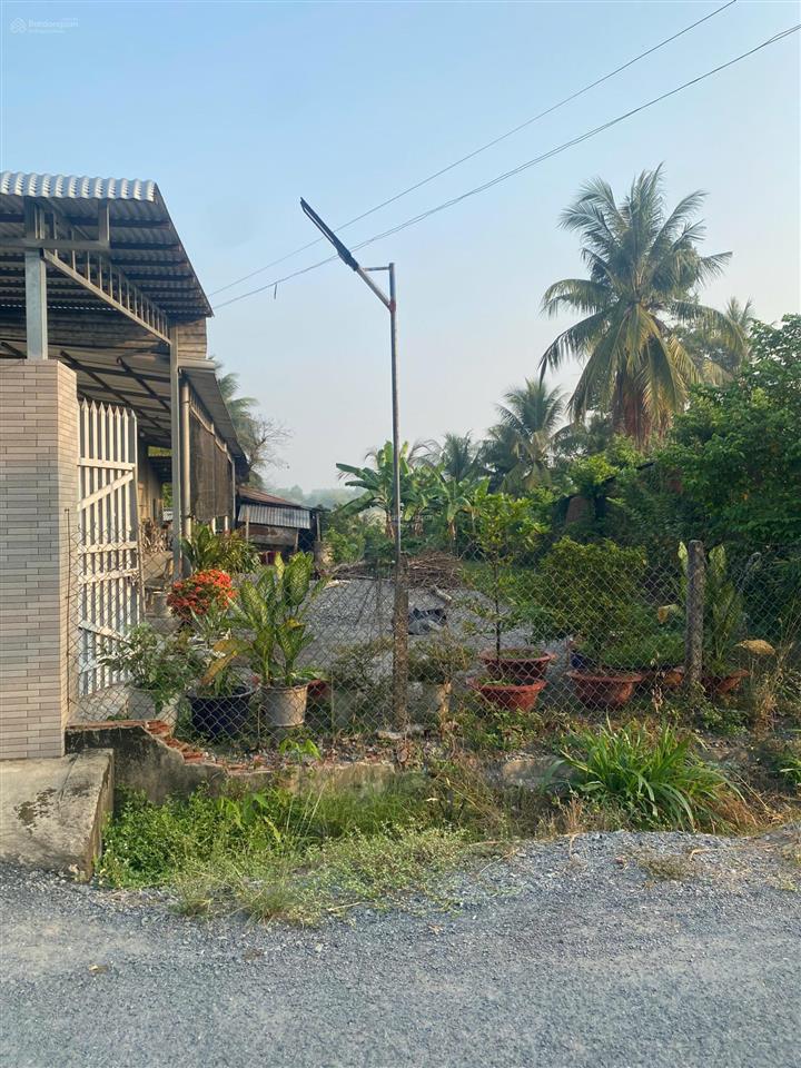 Cần bán đất 5x49m, mặt tiền đường nhựa kdc đông đúc,  ngay 0776 768 *** quốc thịnh