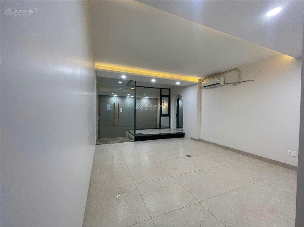 Cho thuê mặt bằng đẹp  45 đường vành đai tây, phường an khánh
