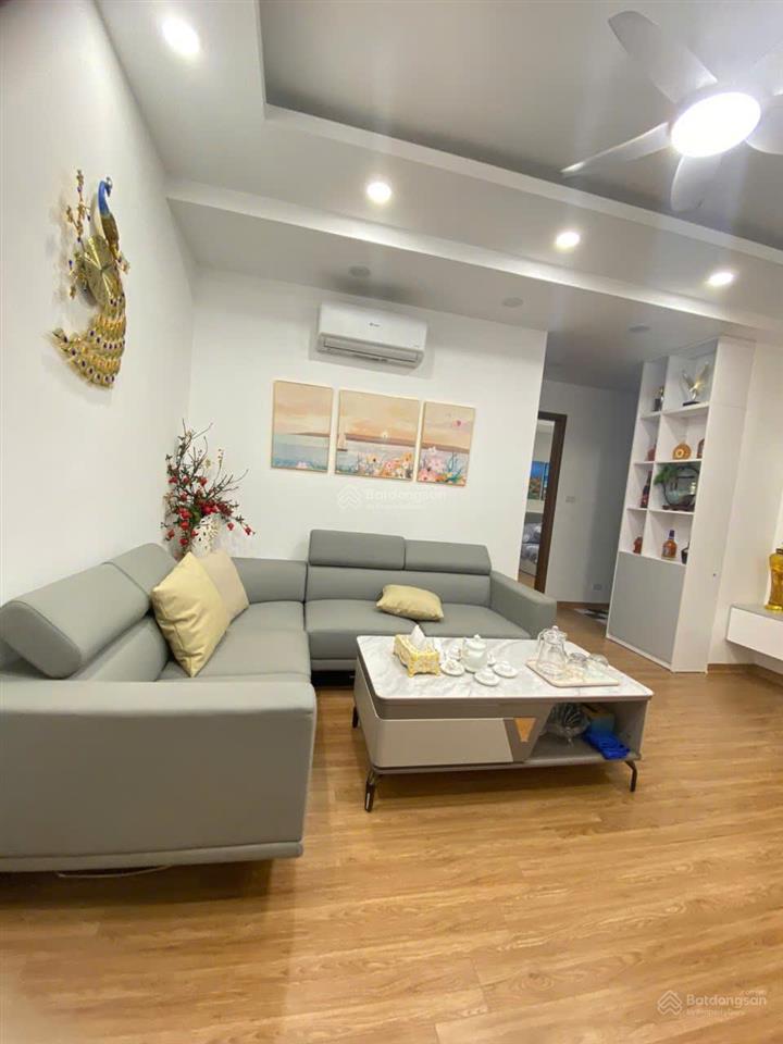 Rẻ hơn căn cùng trục 500 triệu tại chung cư a14 nam trung yên, dt 55m 2 phòng ngủ, giá 4,9 tỷ