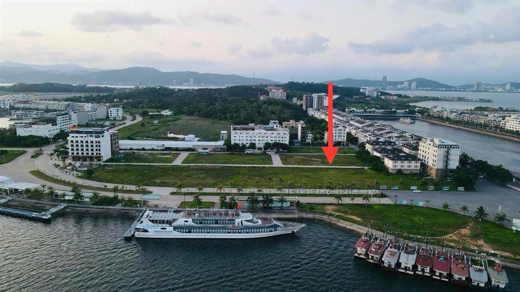 Bán lô liền kề trục thông đường 13m cảng du thuyền tuần châu, cạnh vin hạ long xanh