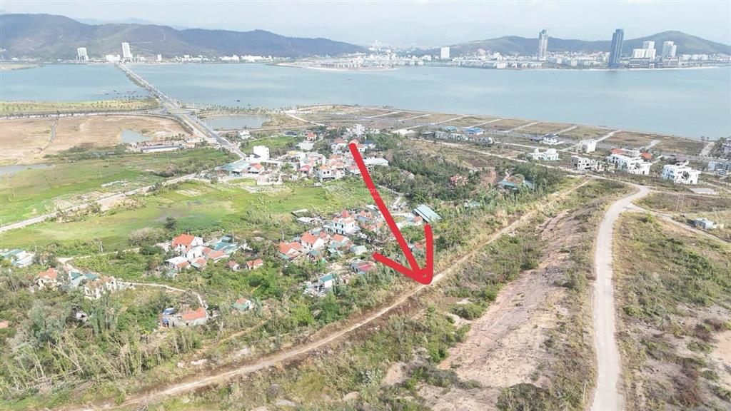 Bán ô đất 1368m2 đỉnh đồi tuần châu, view thoáng nhìn biển, sân golf và vin hạ long